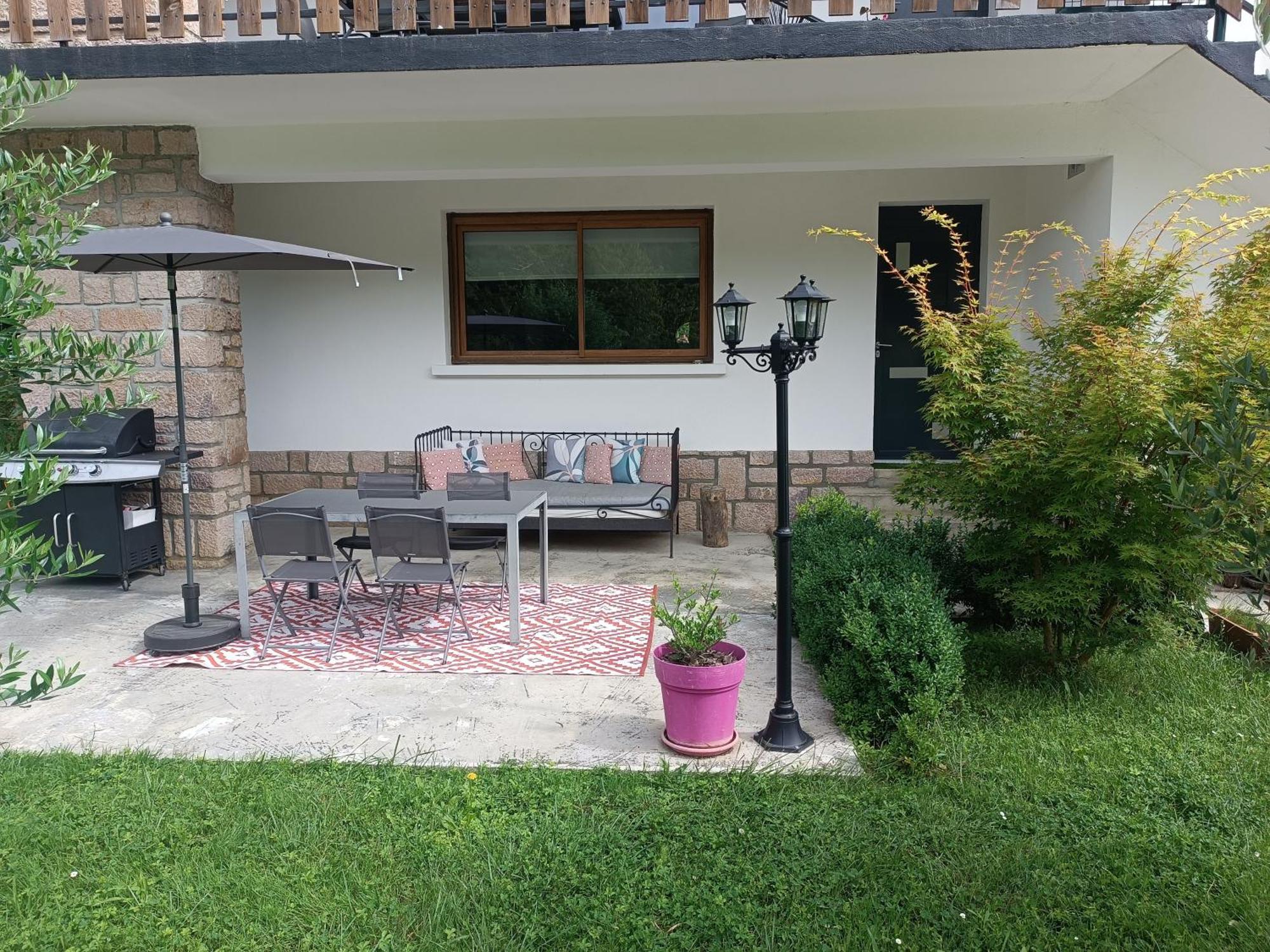 مبيت وإفطار Le Jardin De Moulis, Saint Girons, Ariege, Pyrenees, المظهر الخارجي الصورة